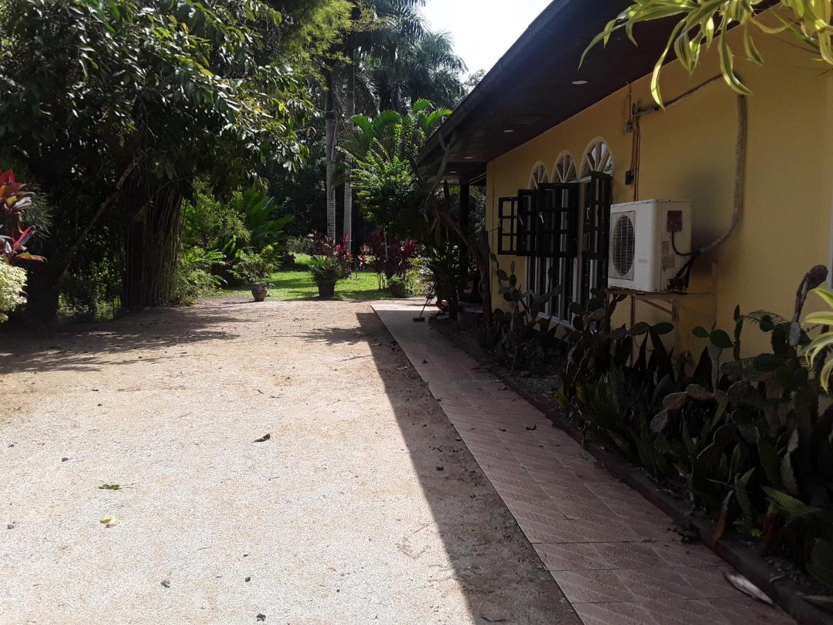 Akka Villa Meerzorg Екстериор снимка